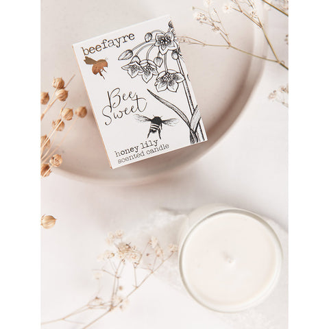 Beefayre bee sweet honey lily large candle