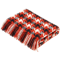 Bronte By Moon Houndstooth Coral Throw